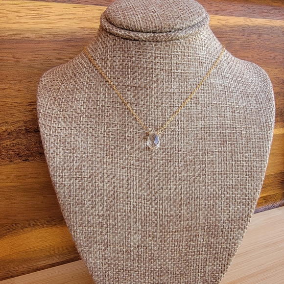 Rock Crystal Quartz Necklace Minimalist Crystal Gemstone - Picture 4 of 4